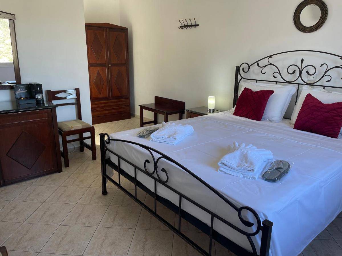 Venikouas Hotel Platis Gialos  외부 사진